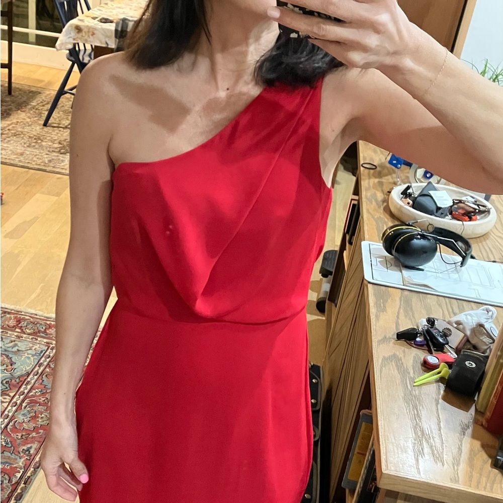 Red BCBG one shoulder cocktail dress 4